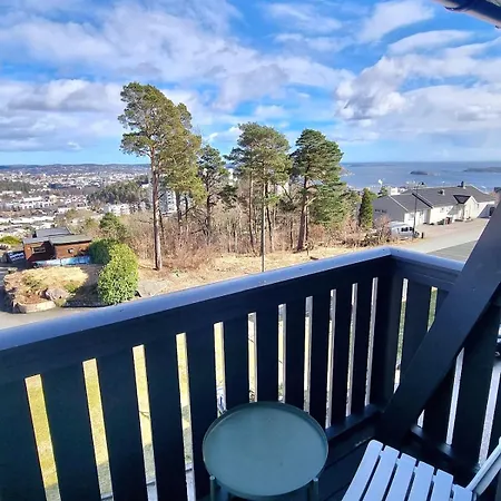 Family-friendly Townhouse With Garden, Sleeps 7 Semesterbostad *